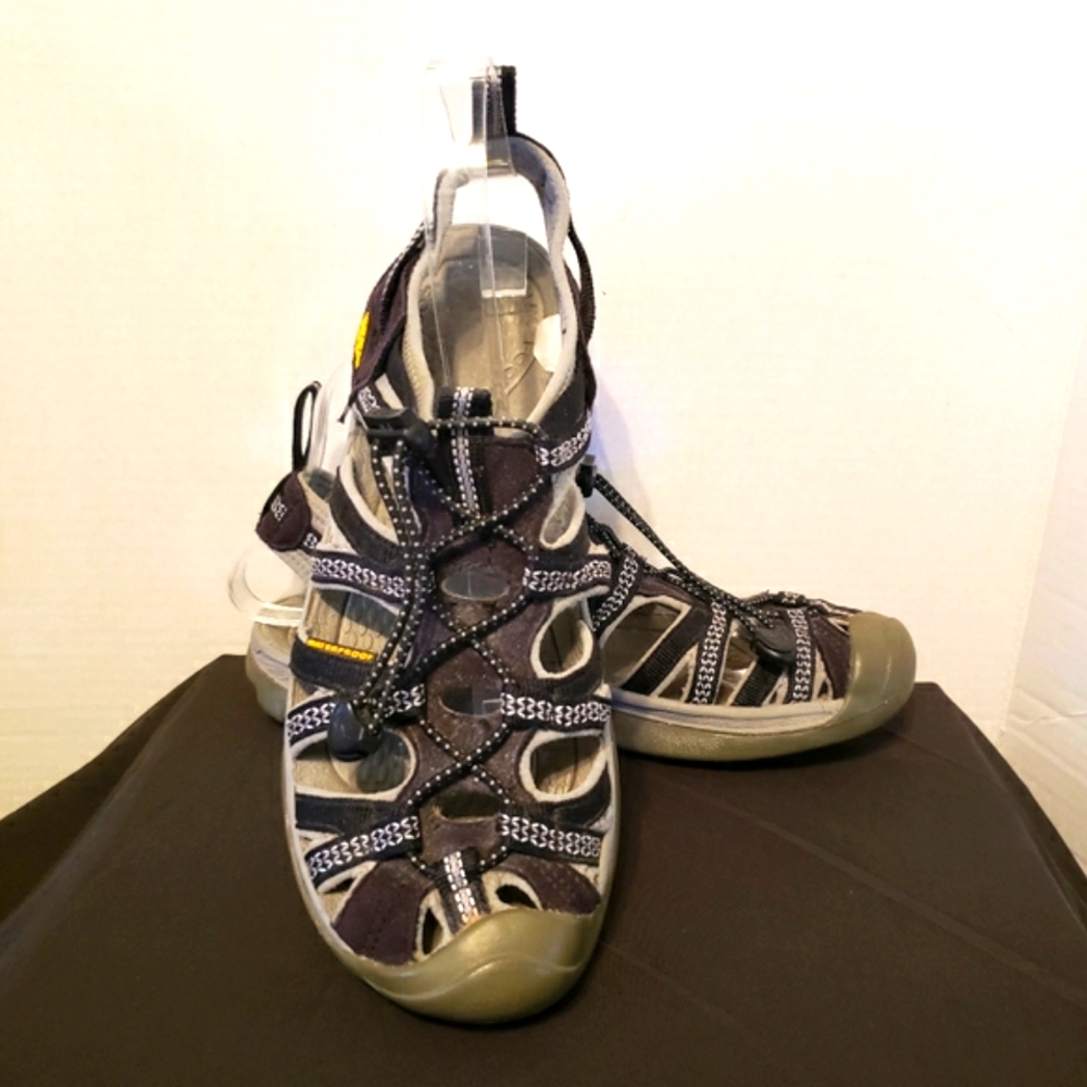 Keen Whisper Women Sandals Size US 9 (EU 39.5) Black